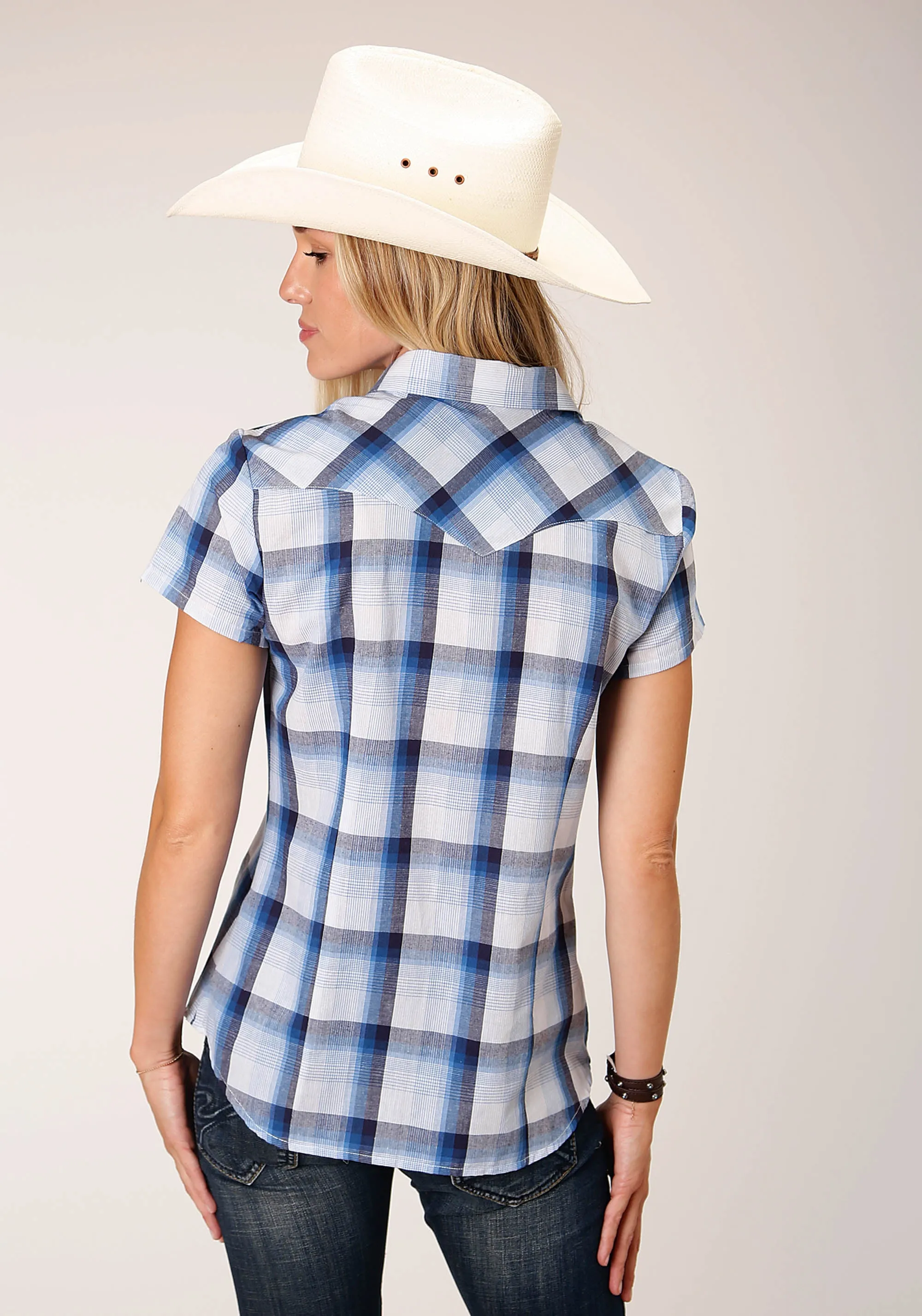 1631 MULIT BLUE/WHITE PLAID