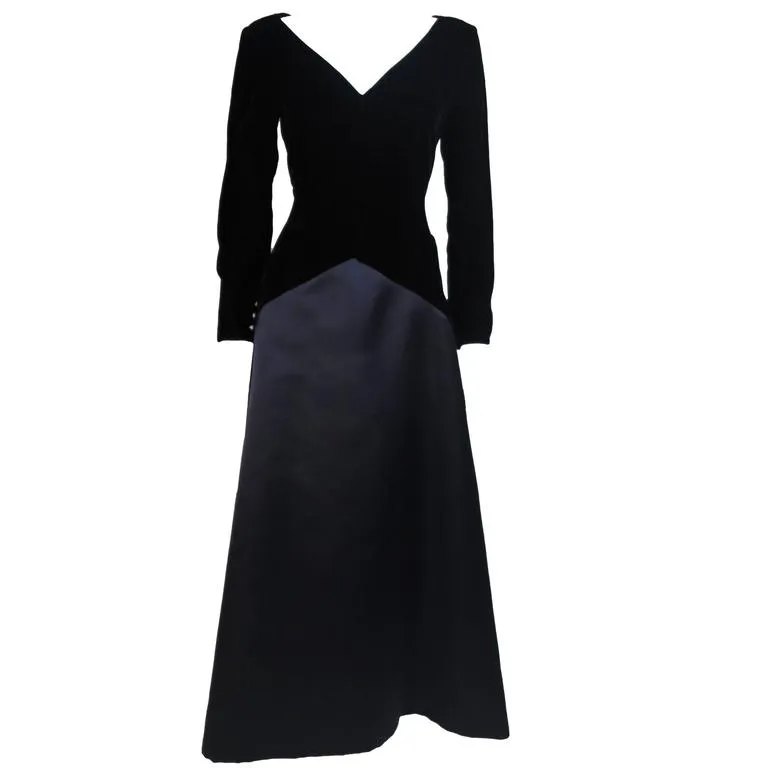 BILL BLASS 1980s-1990s Velvet and Navy Satin Contrast Gown Size 12