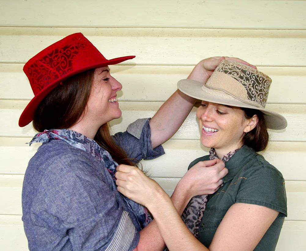 Florentine Soaka & Mesh Hat in Sand