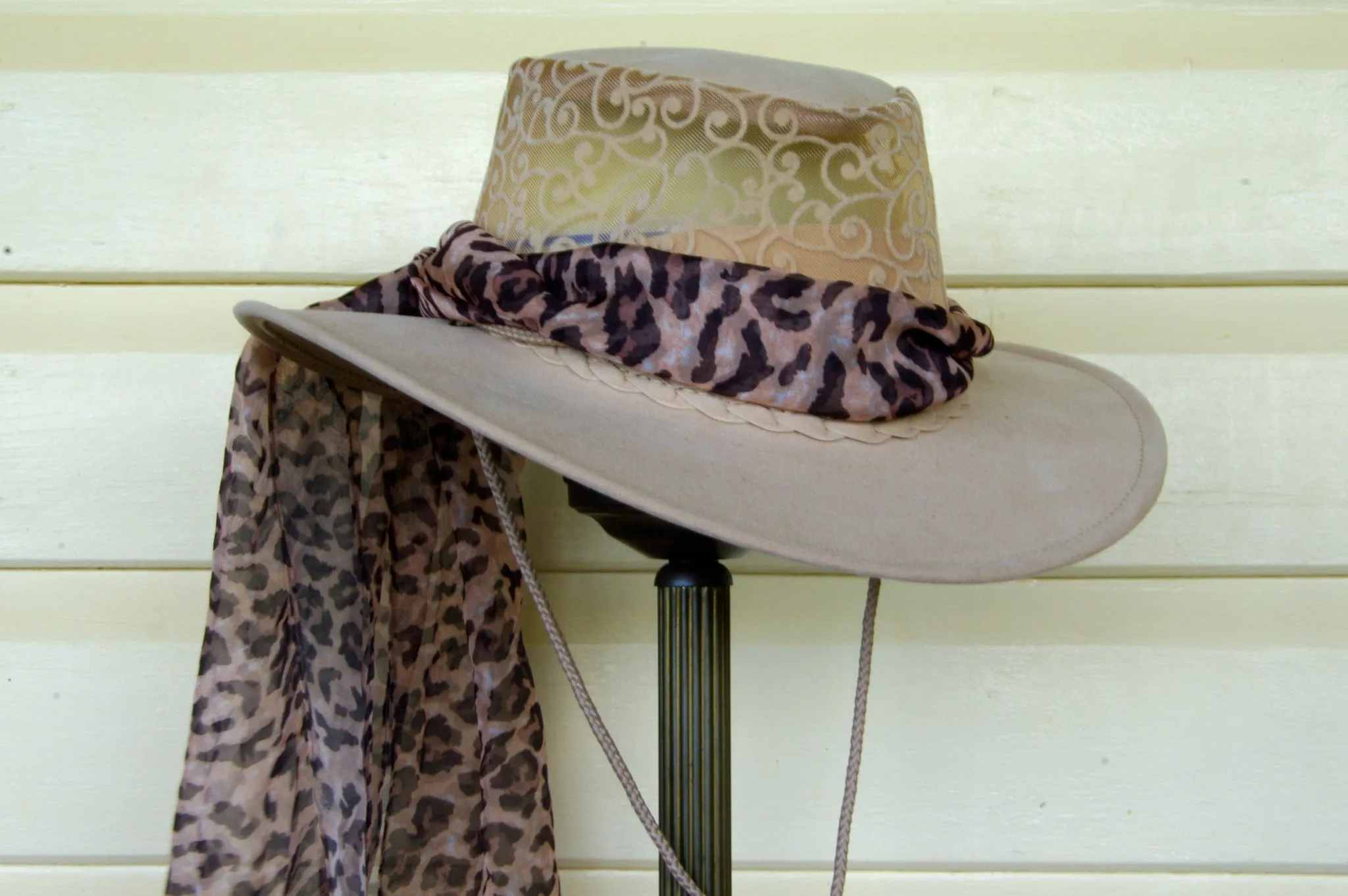 Florentine Soaka & Mesh Hat in Sand