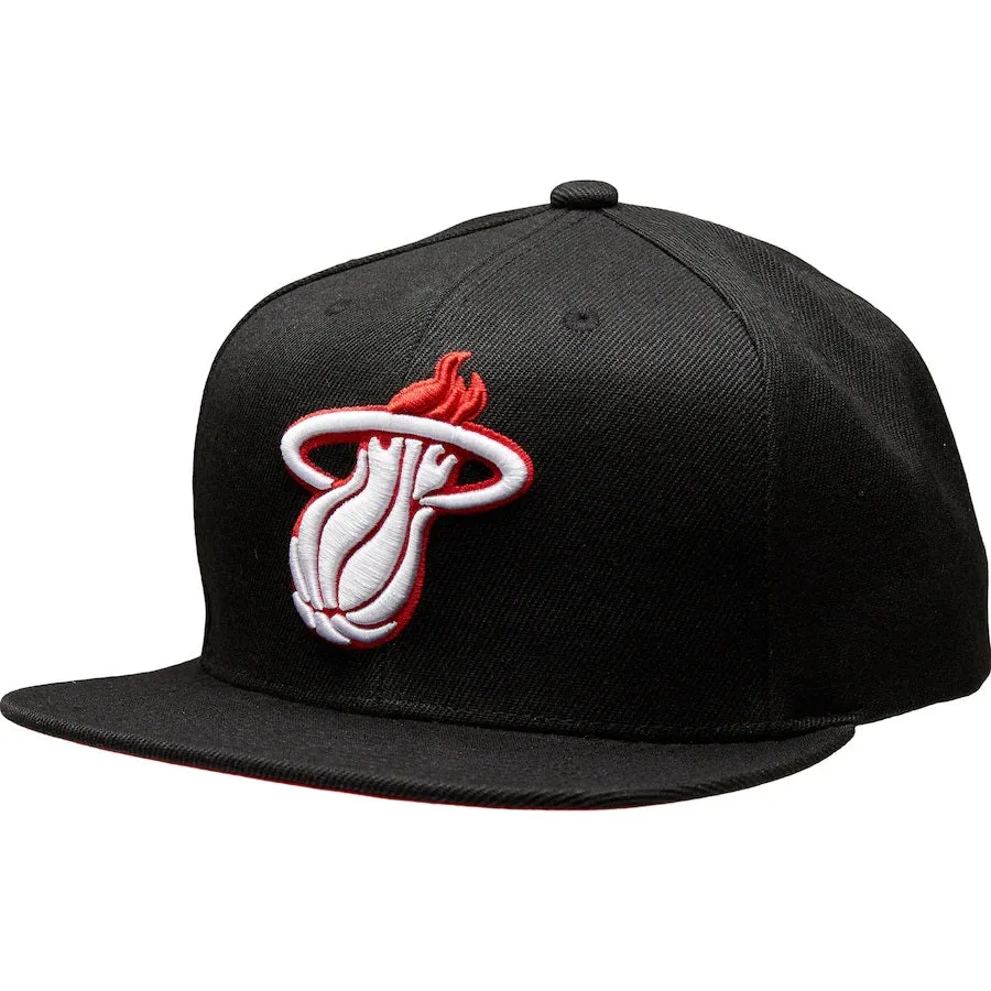 Mitchell & Ness NBA Bred Adjustable Snapback Hat