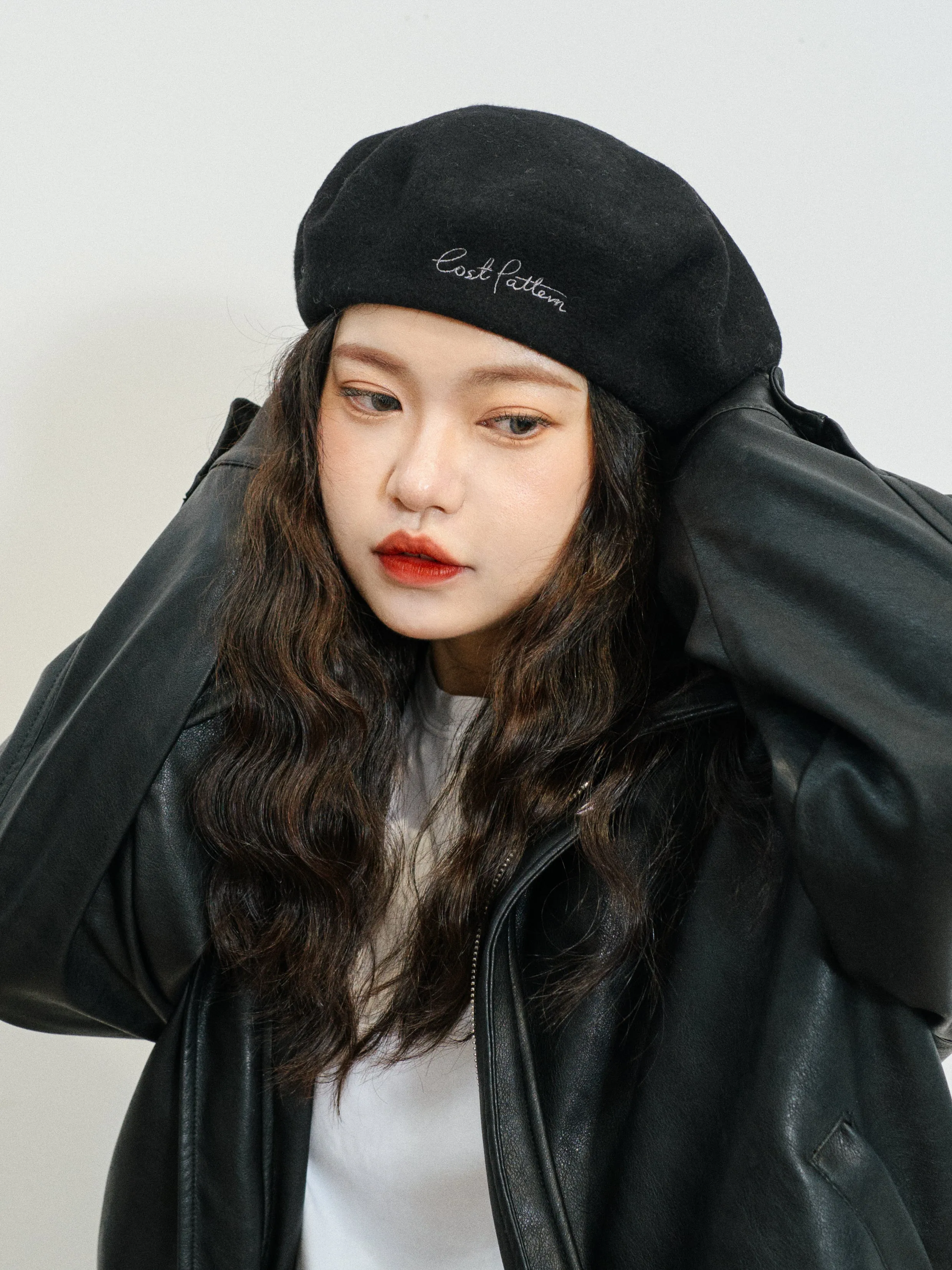 "Bon Chic" Wool Beret - Black